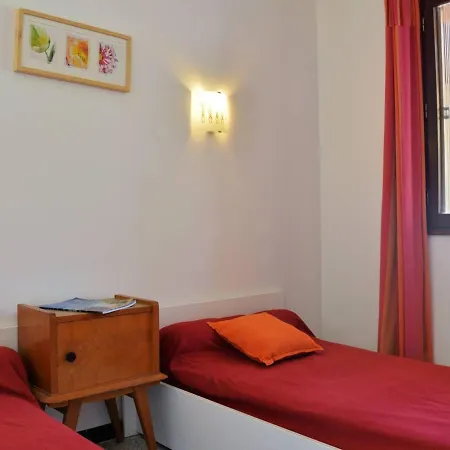 T2 Avec Balcon, Proche Saint Clair, Parking, 4 Couchages - - Fr-1-251-258 Le Lavandou